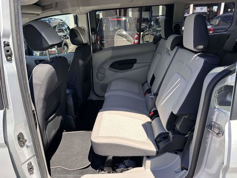 Used 2022 Ford Transit Connect XLT FWD image 12