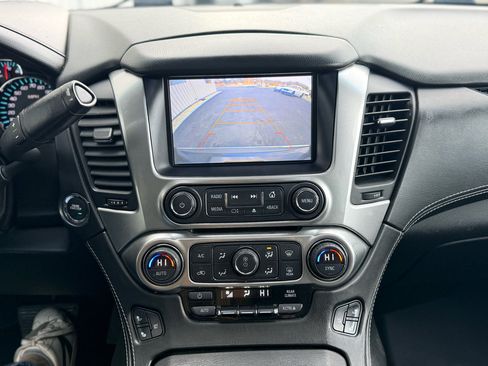 Used 2015 Chevrolet Suburban LTZ image 17