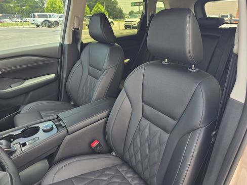 New 2026 Nissan Rogue Platinum AWD/4WD image 13