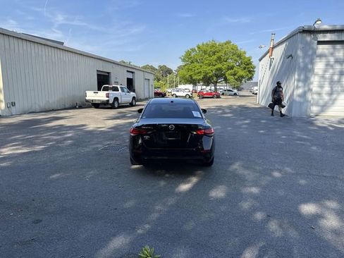 Used 2022 Nissan Sentra SV w/ Trunk Package image 6