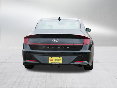Certified 2023 Hyundai Sonata SEL w/ Preferred Accessory Package FWD image 6
