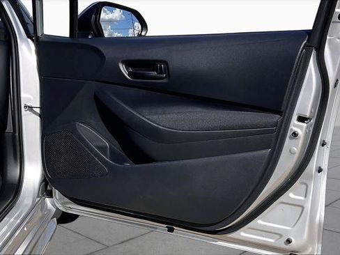 Used 2026 Toyota Corolla LE FWD image 23
