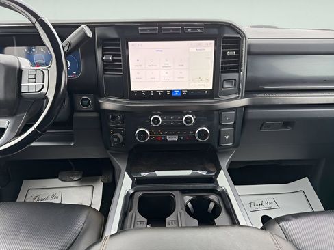 Used 2023 Ford F350 Lariat w/ Chrome Package image 15
