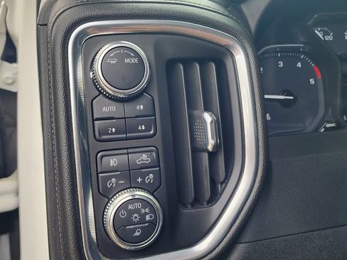 Used 2023 GMC Sierra 2500 SLT w/ SLT Premium Package AWD/4WD image 27