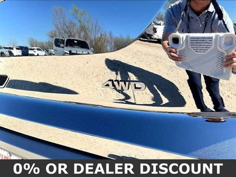 New 2025 Nissan Pathfinder SV w/ Black Appearance Package image 9