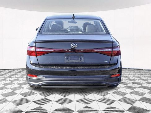 New 2026 Volkswagen Jetta SE FWD image 10