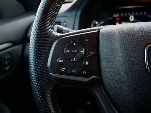 Used 2023 Honda Passport TrailSport image 28