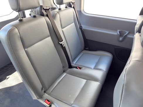 Used 2019 Ford Transit 350 XL image 21