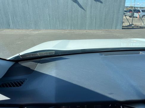 Used 2025 Toyota RAV4 XLE image 34