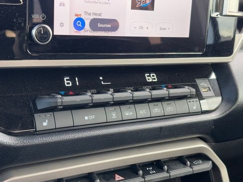 Used 2025 Toyota Tundra SR5 image 22