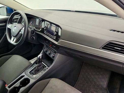 Used 2019 Volkswagen Jetta S w/ Driver Assistance Package image 20