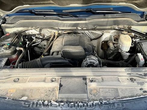 Used 2017 Chevrolet Silverado 2500 LTZ w/ LTZ Plus Package AWD/4WD image 31
