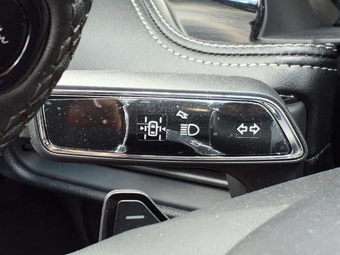 Used 2022 Lincoln Corsair AWD w/ Premium Package image 24