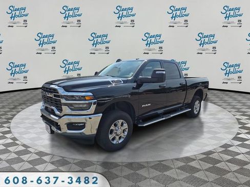 Used 2026 RAM 2500 Big Horn AWD/4WD image 1