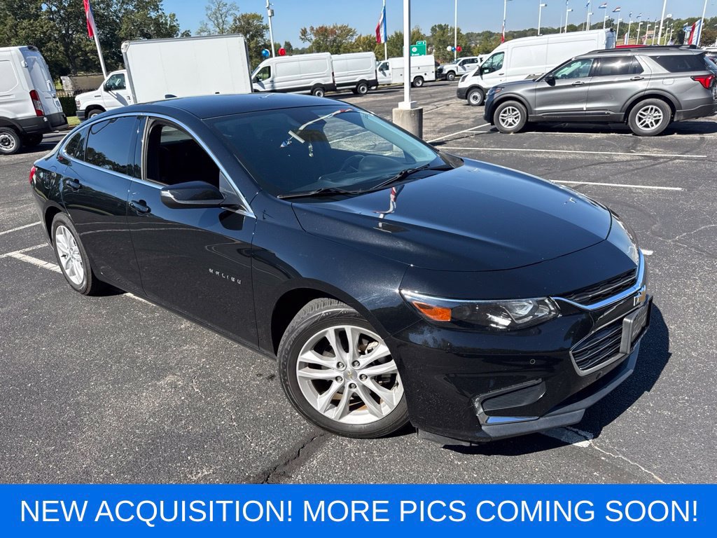 Used 2018 Chevrolet Malibu LT w/ Driver Confidence Package FWD image 1