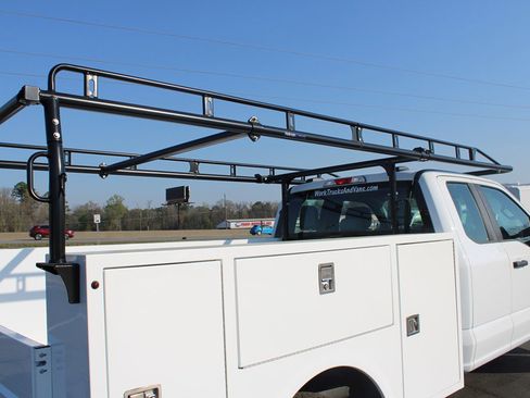 Used 2025 Ford F250 XL image 12