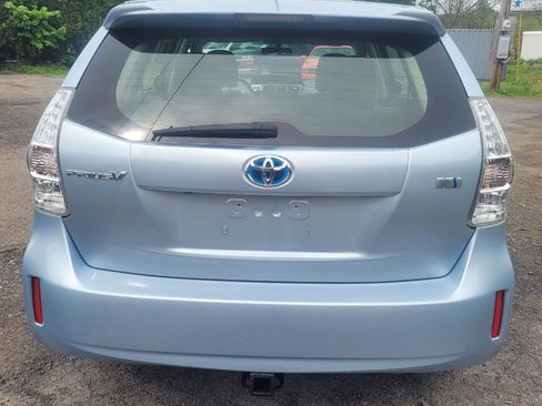 Used 2014 Toyota Prius V Three FWD image 7