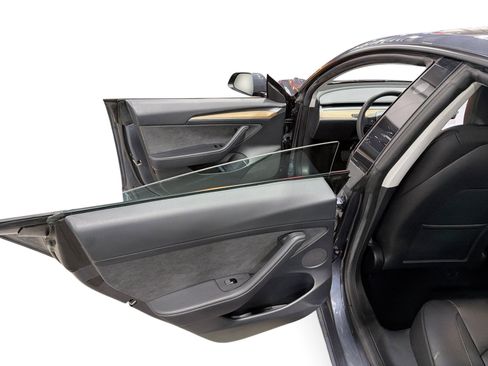 Certified 2023 Tesla Model 3 Standard Range RWD image 10