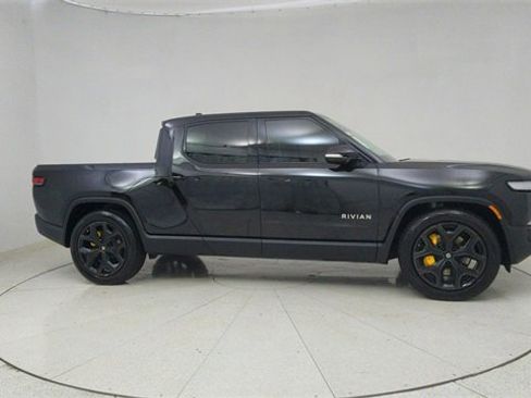 Used 2023 Rivian R1T Adventure image 64