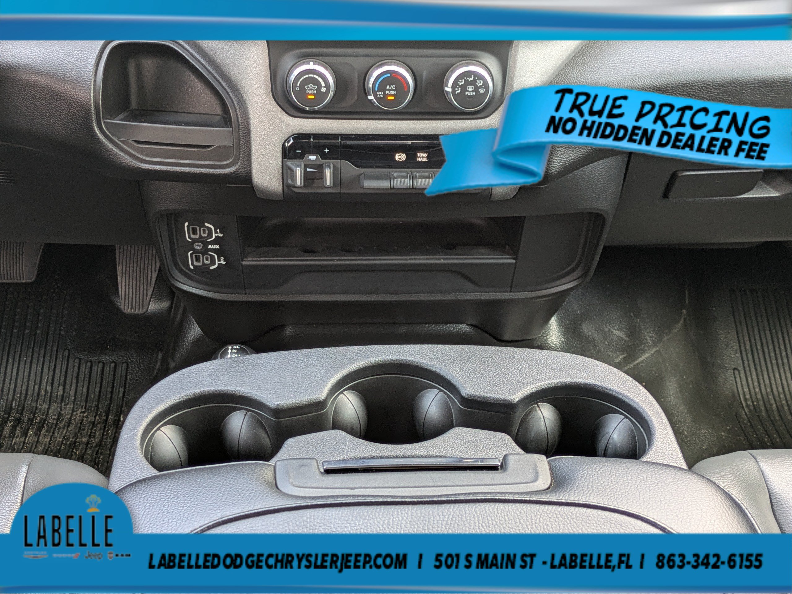 Used 2024 RAM 2500 Tradesman w/ Chrome Appearance Group AWD/4WD image 18