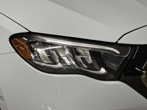 New 2026 Mercedes-Benz E 53 AMG e 4MATIC Sedan image 12