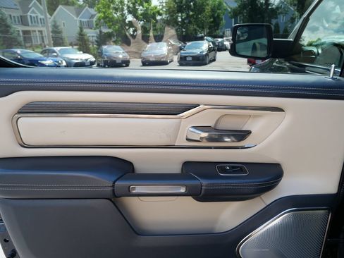 Used 2019 RAM 1500 Limited AWD/4WD image 27