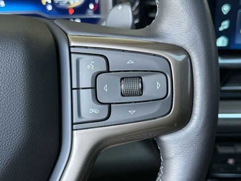 Used 2023 Chevrolet Silverado 1500 High Country w/ Z71 Off-Road Package image 30