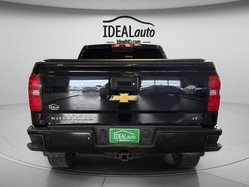 Used 2018 Chevrolet Silverado 1500 LT w/ All Star Edition AWD/4WD image 9