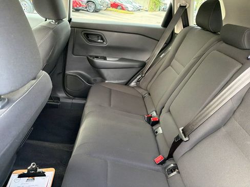 Used 2024 Nissan Rogue S AWD/4WD image 30