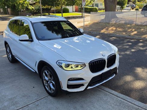 Used 2021 BMW X3 xDrive30i w/ Premium Package AWD/4WD image 3