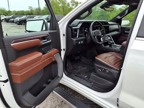 Used 2023 GMC Sierra 1500 Denali Ultimate AWD/4WD image 61