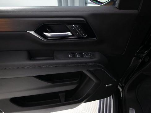 Used 2026 GMC Yukon XL Denali w/ Denali Reserve Package image 20