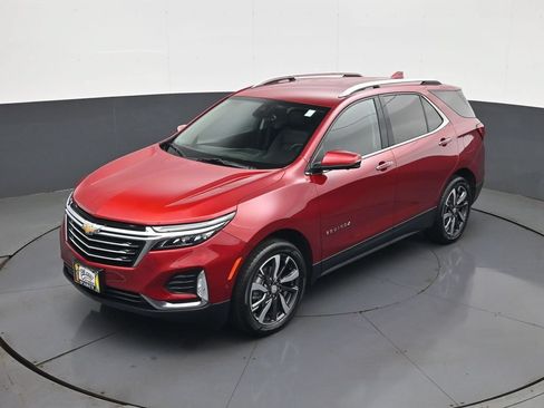 Used 2024 Chevrolet Equinox Premier AWD/4WD image 22