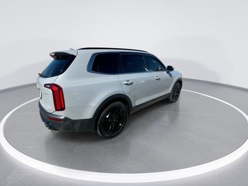 Used 2022 Kia Telluride EX w/ EX Premium Package image 8