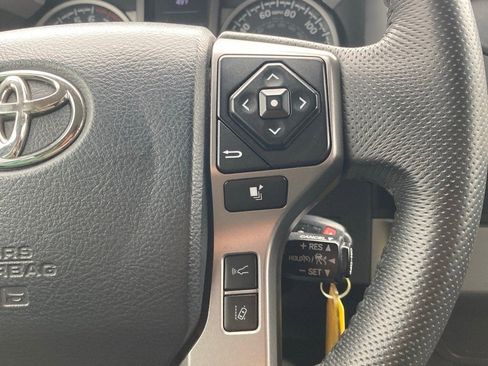 Used 2020 Toyota Tacoma SR5 image 16