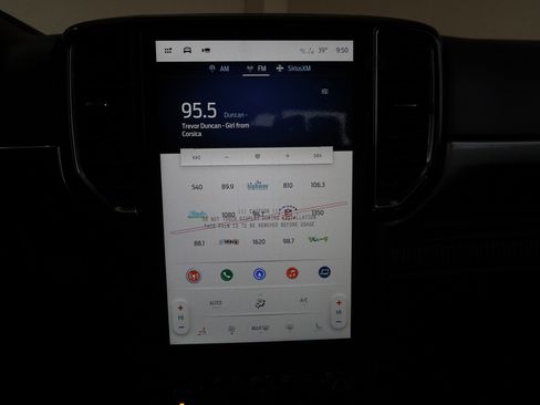 New 2025 Ford Ranger XLT w/ Equipment Group 301A High image 31