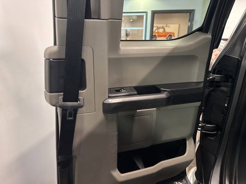 Used 2021 Ford F250 XLT image 29