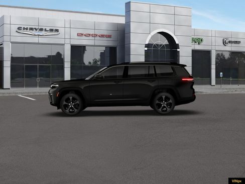 New 2026 Jeep Grand Cherokee L Limited image 3