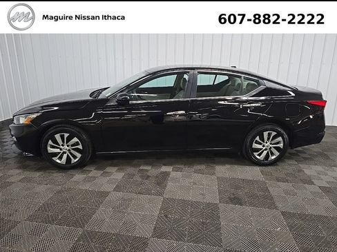 Used 2020 Nissan Altima 2.5 S FWD image 6