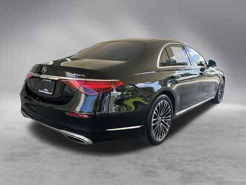 Used 2022 Mercedes-Benz S 580 4MATIC Sedan w/ Rear Seat Package image 3