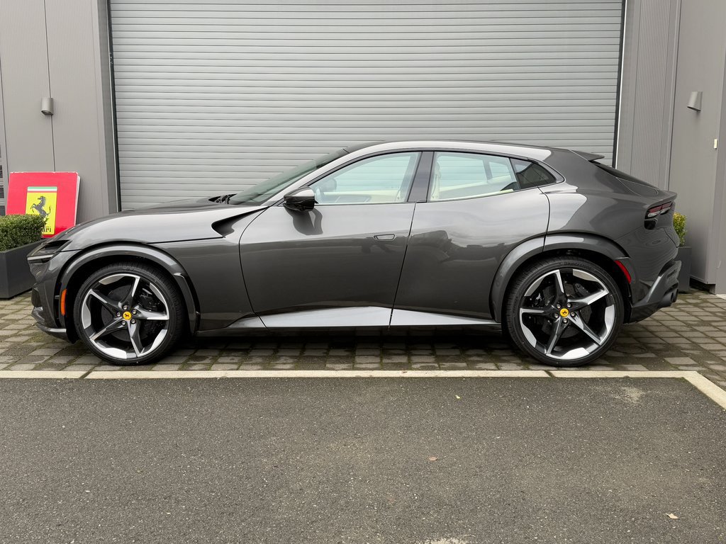 Used 2026 Ferrari Purosangue AWD/4WD image 10