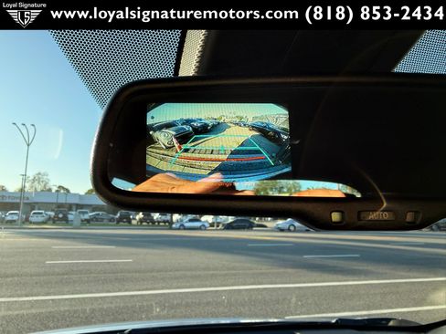 Used 2018 Toyota C-HR XLE image 22