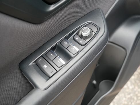 Used 2025 Subaru Forester Premium AWD/4WD image 19