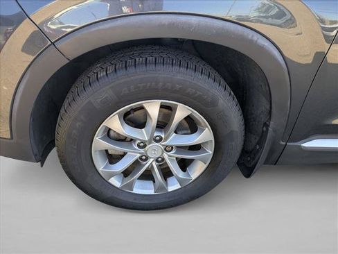 Used 2020 Hyundai Santa Fe SEL AWD/4WD image 10