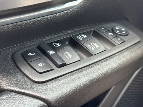 Used 2023 Jeep Grand Cherokee Limited w/ Luxury Tech Group II image 60