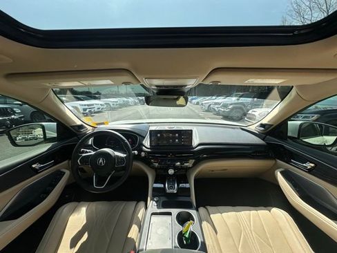 Used 2025 Acura MDX w/ Advance Package image 2