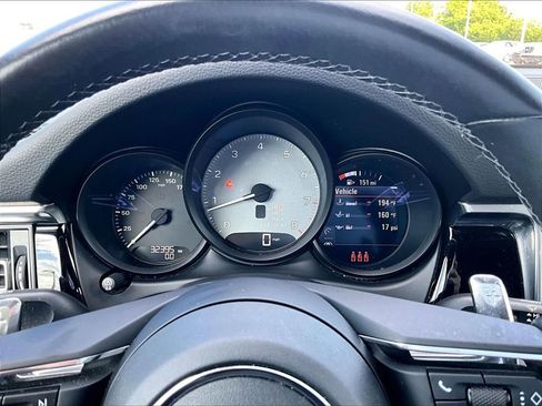 Certified 2023 Porsche Macan S AWD/4WD image 25
