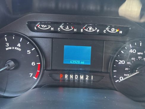 Used 2022 Ford F250 XL w/ Power Equipment Group image 13