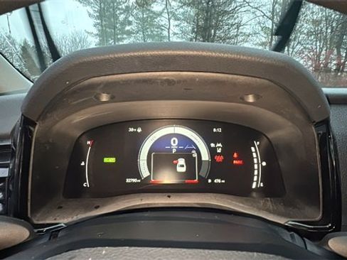 Used 2025 Toyota Camry LE image 15