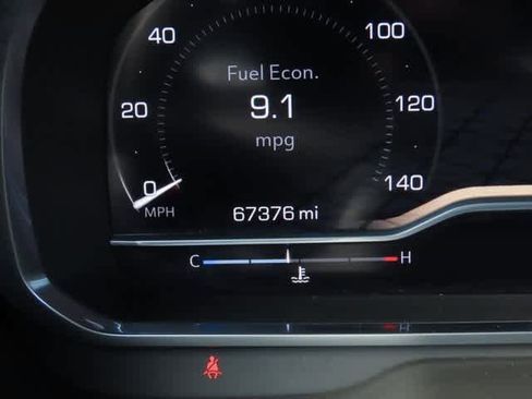 Used 2023 GMC Yukon SLT image 25